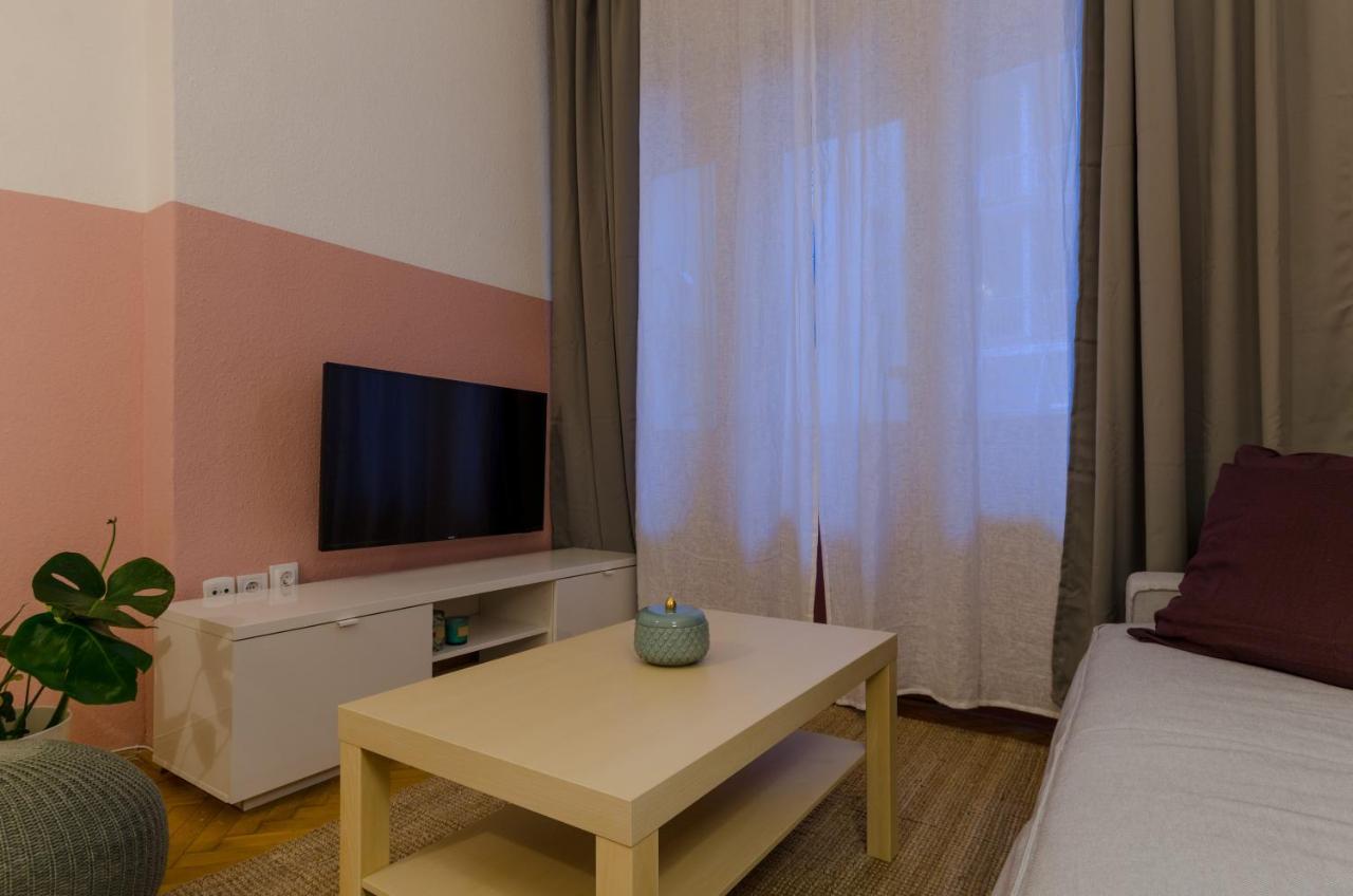 Studio Next To Kiraly Street Kd11 Apartment Budapest Exterior photo